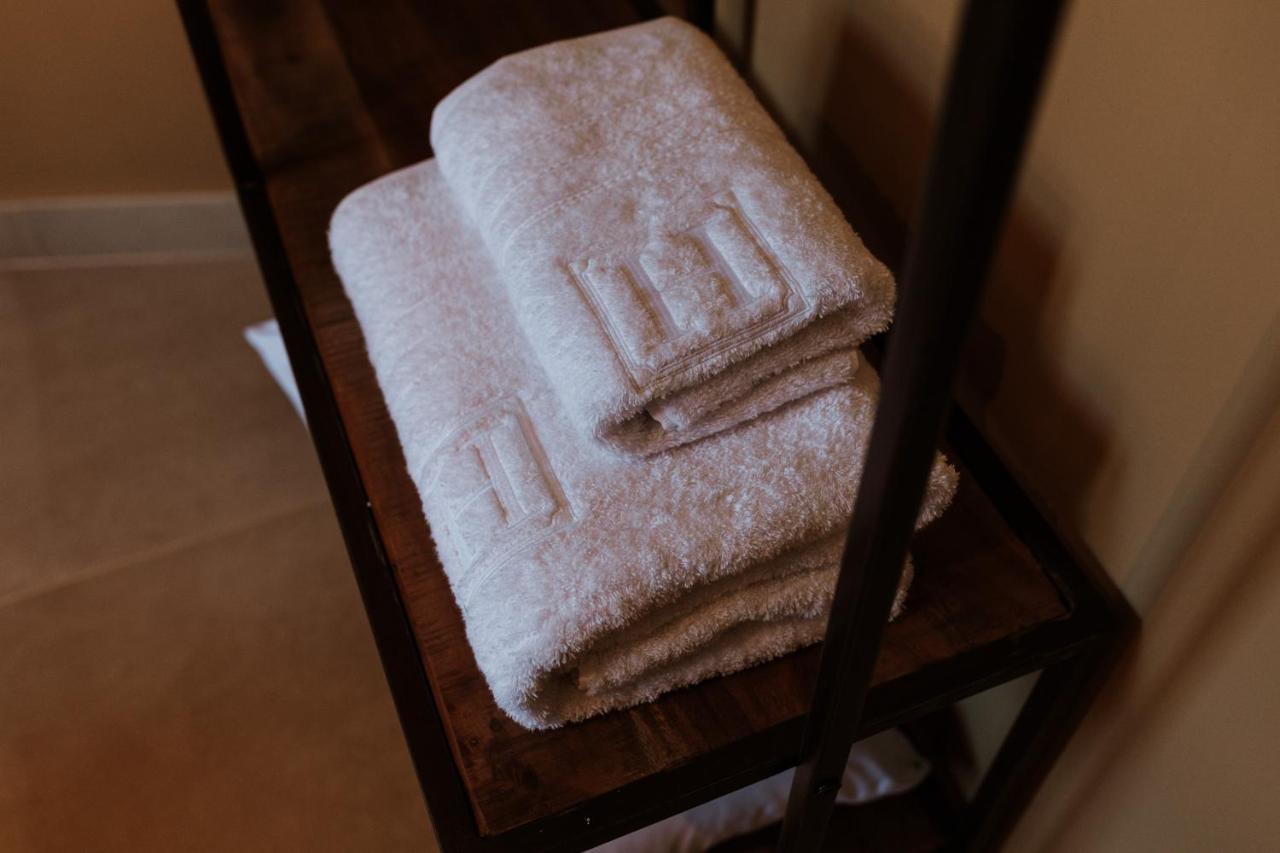 Apartamentos Boutique Heritage San Martin De Trevejo Ngoại thất bức ảnh
